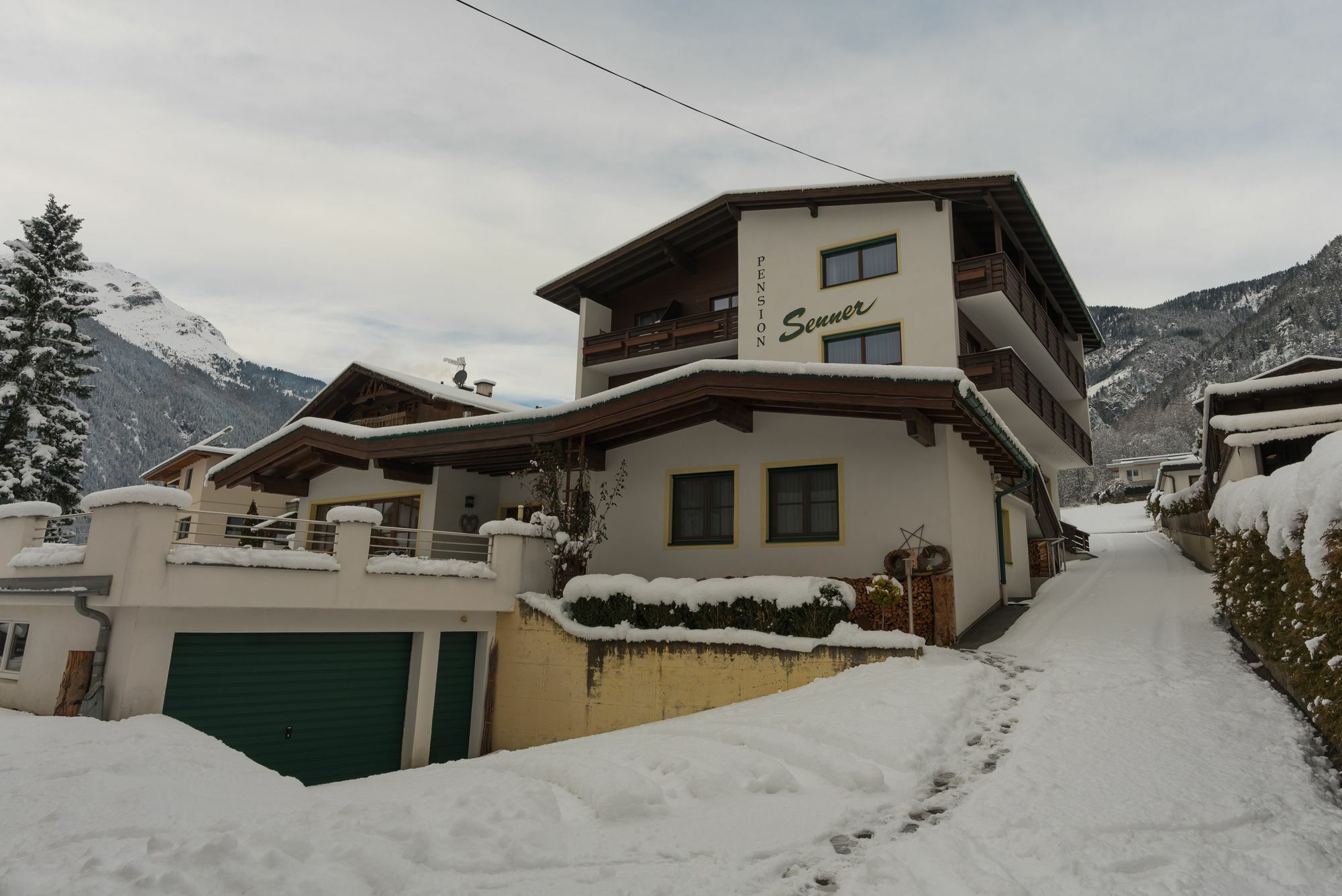 Senner Appartements Umhausen Exterior photo